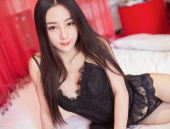 美女内内  免费看